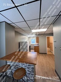 Building Photo - 75 Broadway-1C