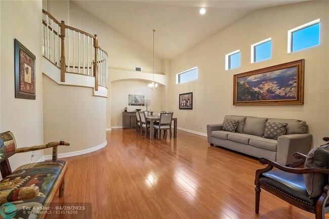 Building Photo - 12319 NW 77th Manor