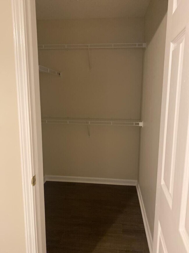 Building Photo - 343 Crooked Pine Trail