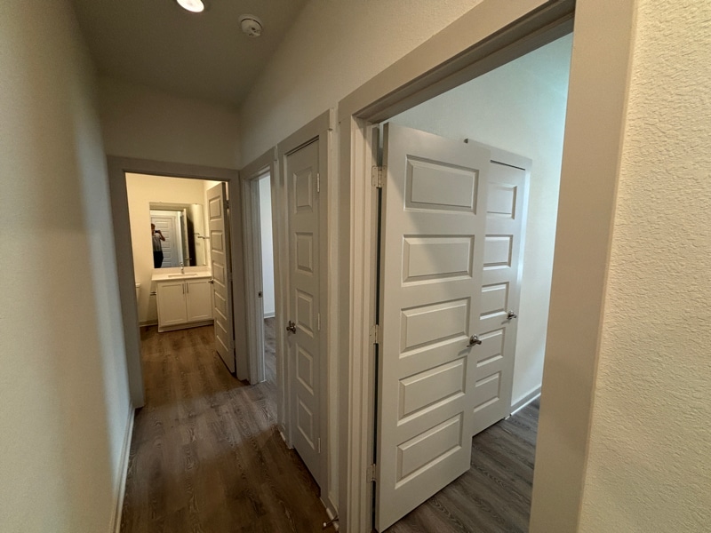 Building Photo - 305 Fremont Dr