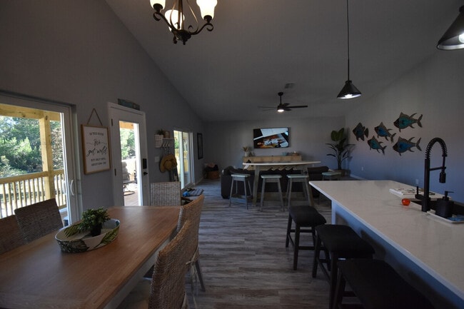 Building Photo - 4795 S Amstel Dr