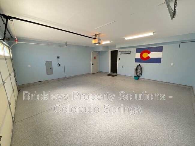 Building Photo - 7227 Berrybrook Ln