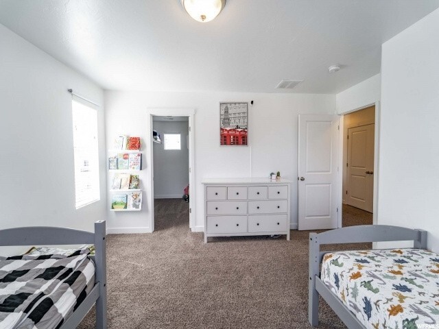 Building Photo - 48 E Harmony Ct