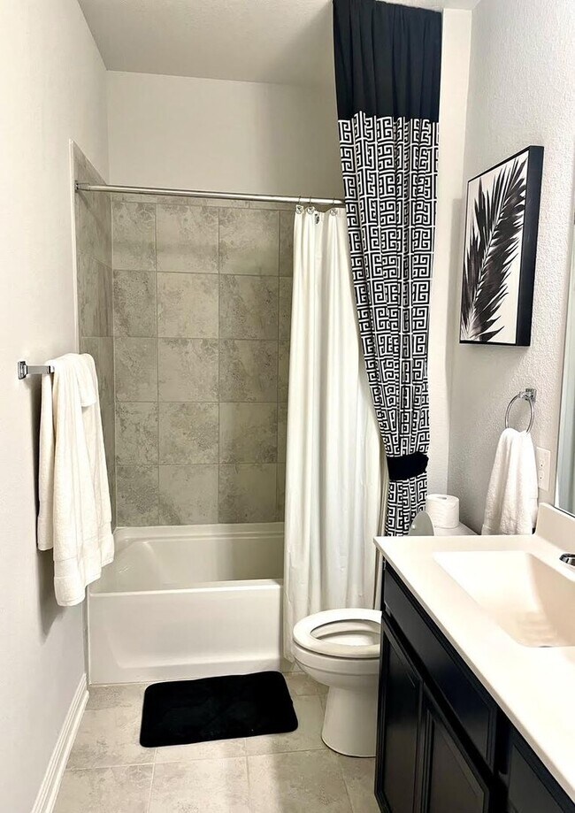 Building Photo - 5005 Drovers Path