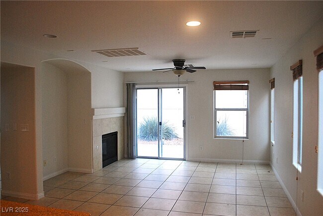 Building Photo - 9037 W Victor Creek Ave