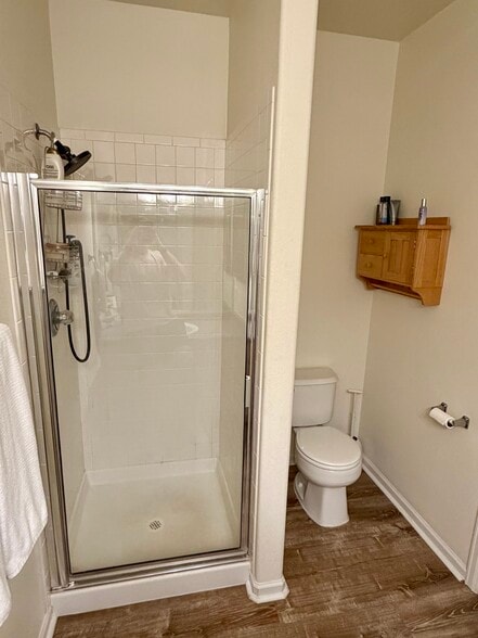 Spare Bathroom - 5151 29th St