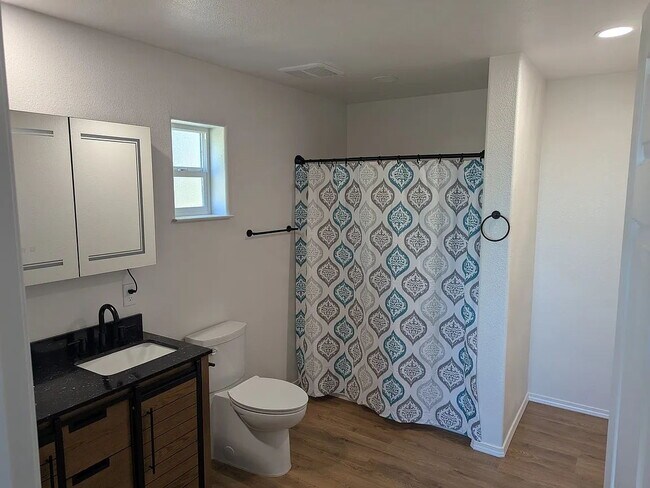 Building Photo - Home Available now!