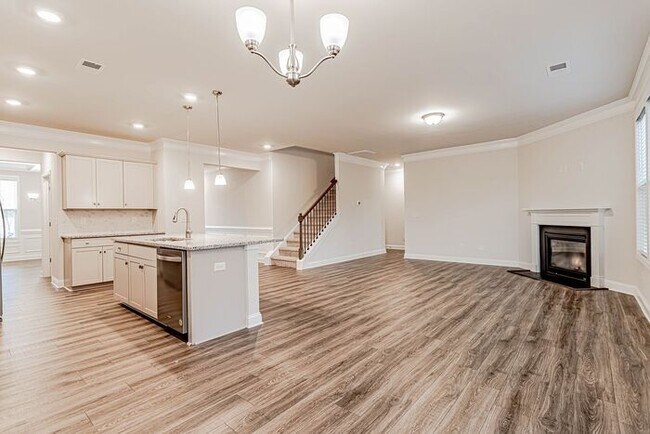 Building Photo - HUGE And BRAND New Home in Greer 29651!