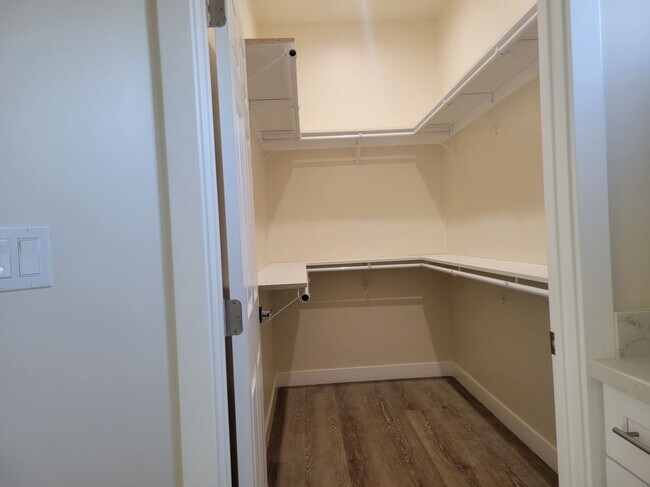 Building Photo - 21753 Romar St