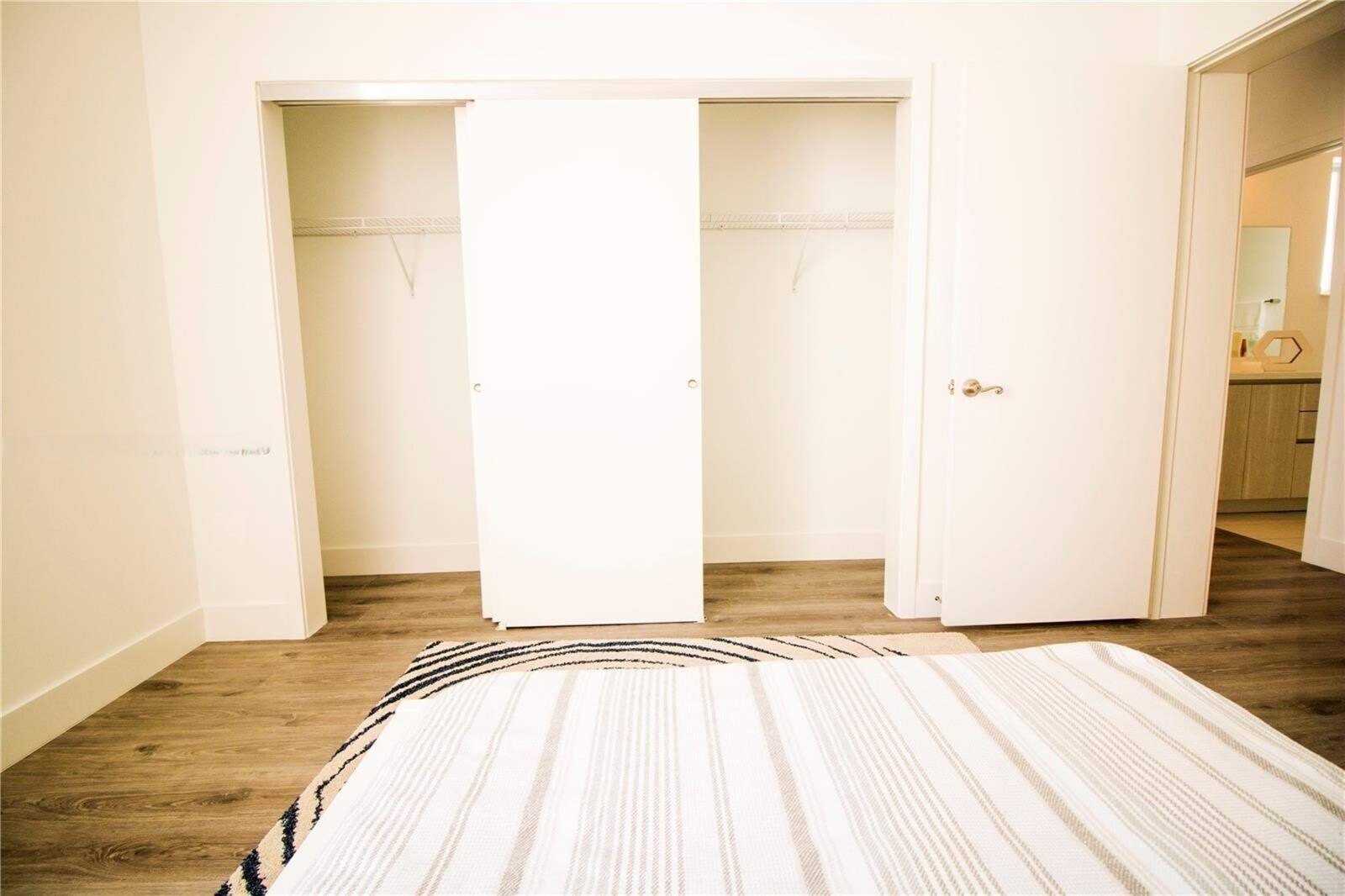 Building Photo - 2465 NE 135th St