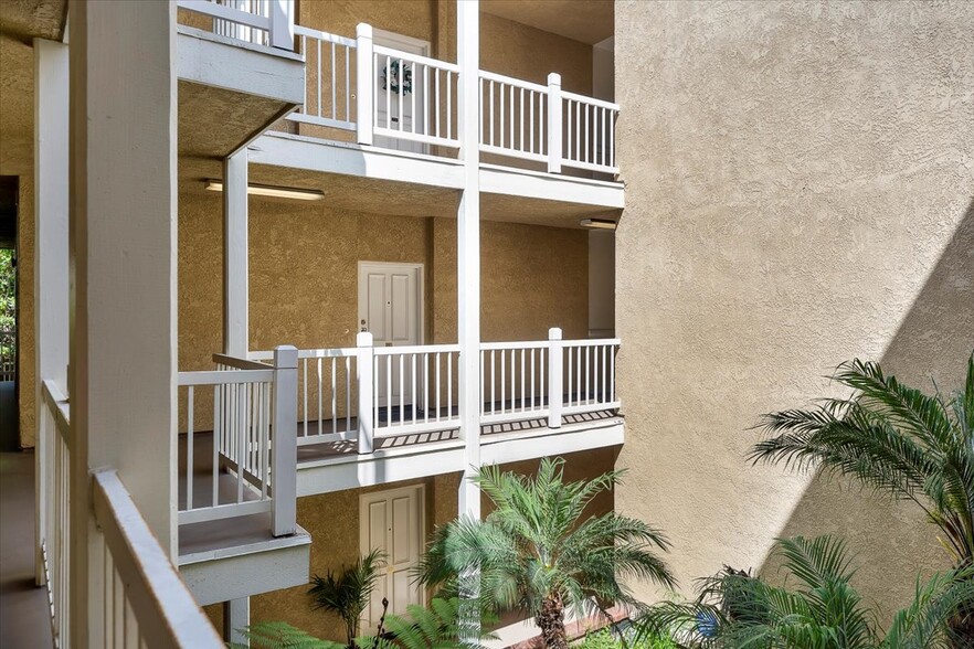 Building Photo - 8505 Gulana Ave