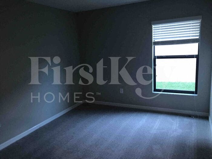Building Photo - 9747 Sage Creek Dr