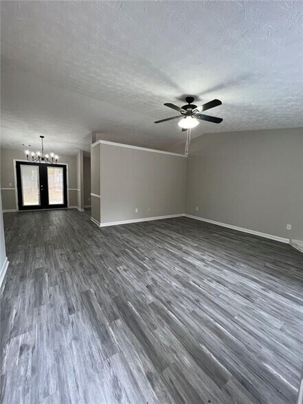 Building Photo - 5285 Sugar Crest Dr