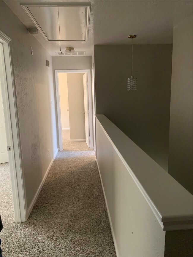 Building Photo - 4018 Timber Corner