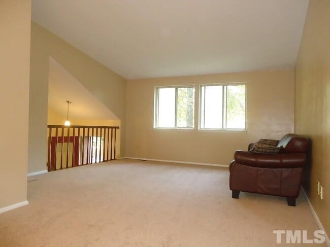 Building Photo - 110 Charolais Trail