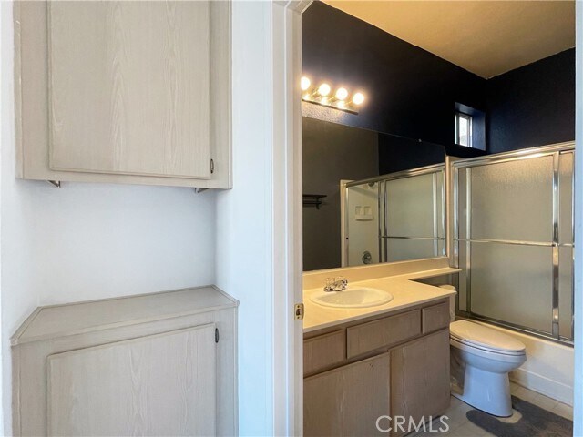 Building Photo - 535 Magnolia Ave