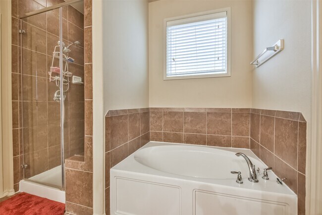 Building Photo - 18226 Chianti Ridge Dr