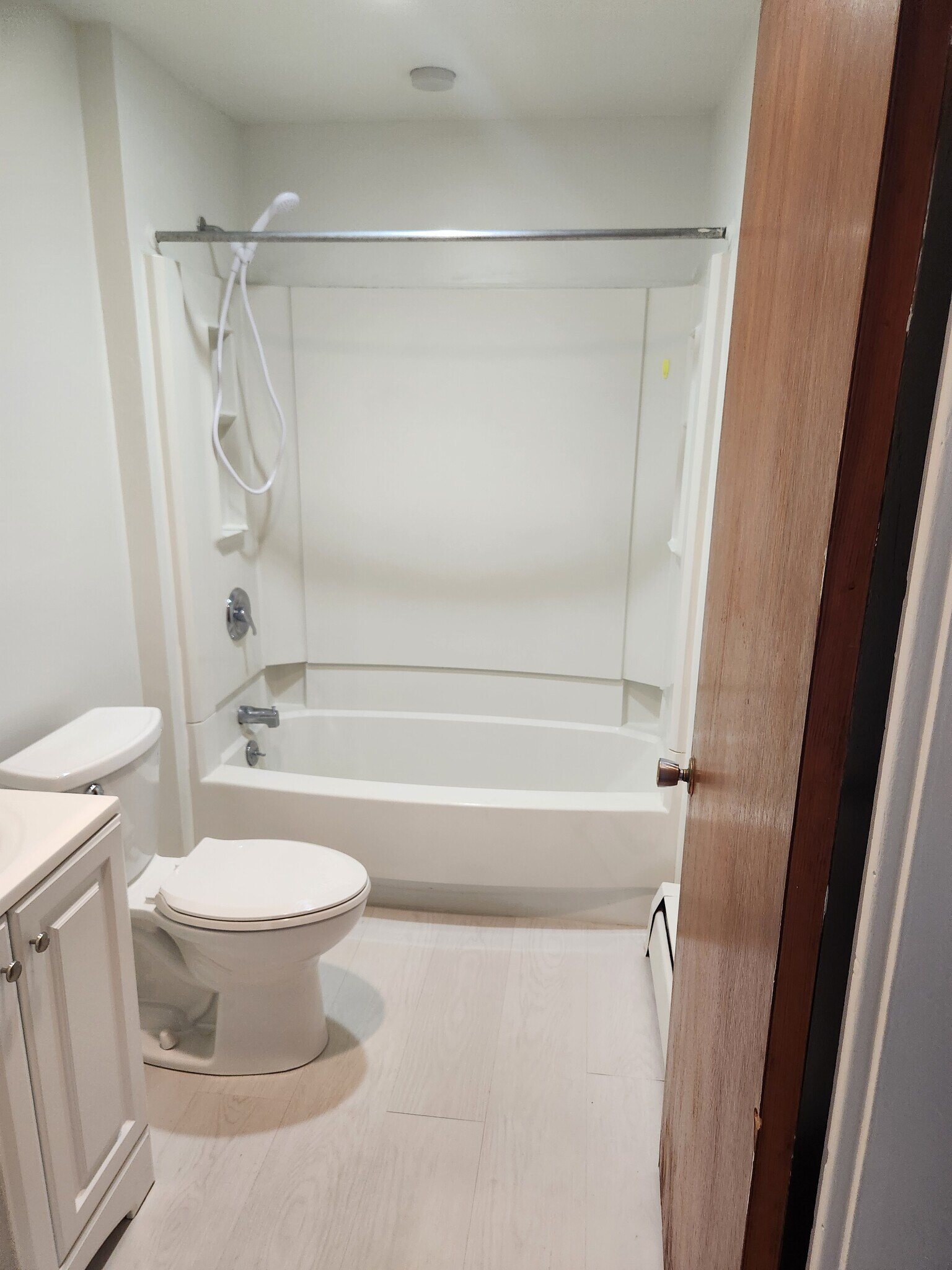 Bathroom - 61 N Linwood Ave