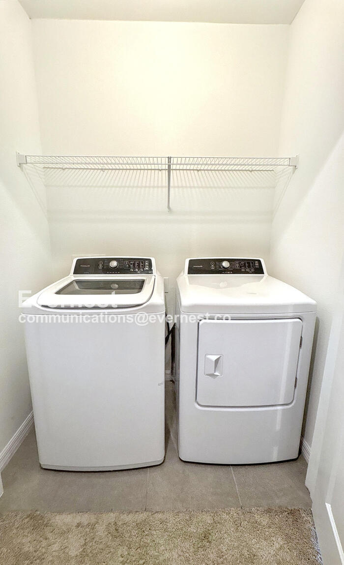 Building Photo - 32980 Kaloko Rd