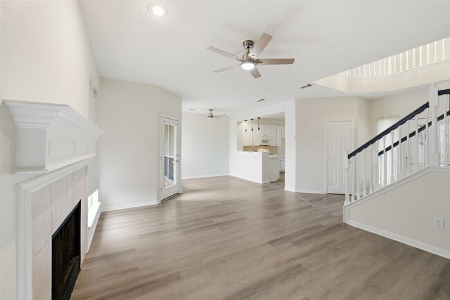 Building Photo - 2110 Ridge Wood Ln