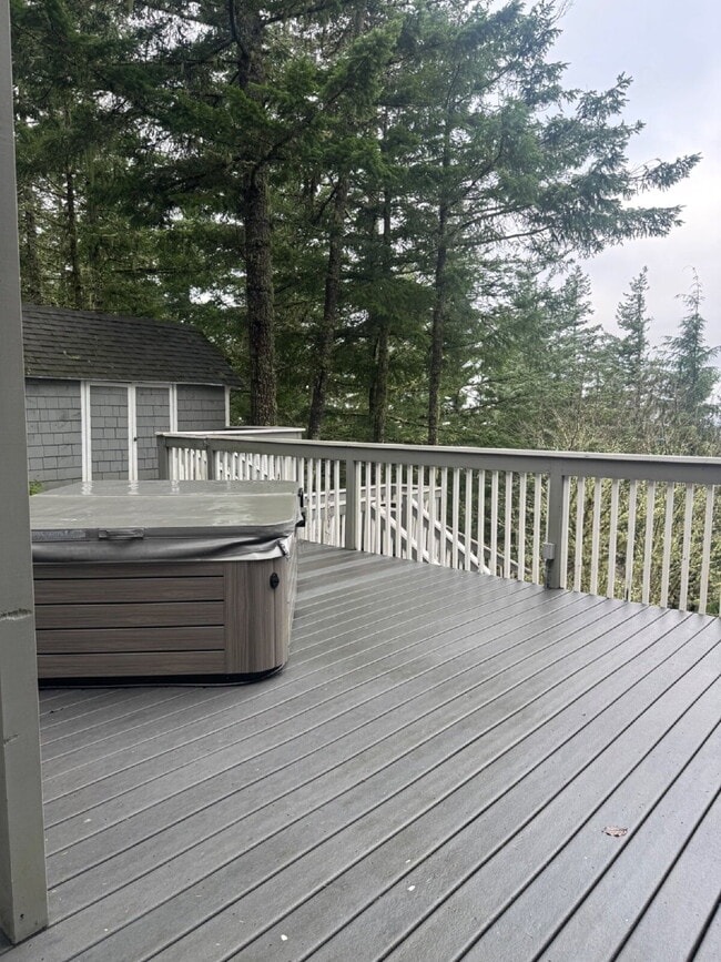 Building Photo - Private Orcas Island home with scenic views and tranquil outdoor space