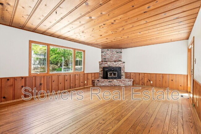 Building Photo - 10 Corte Del Rey