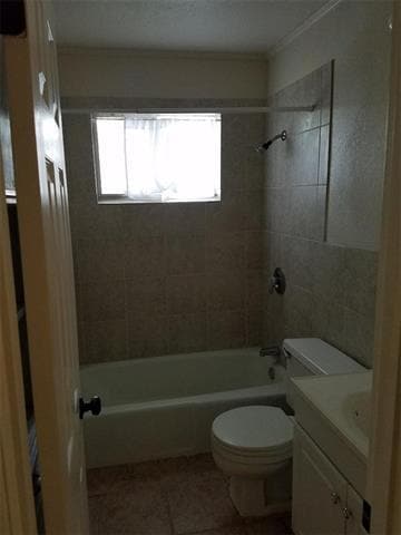 Building Photo - 1401 W Lovers Ln