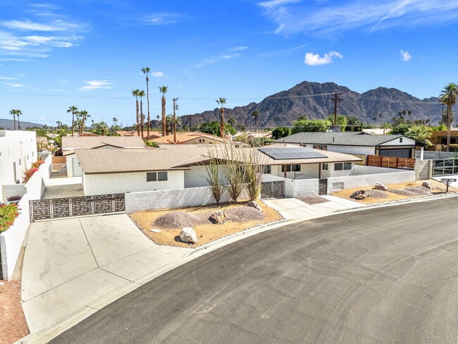 Primary Photo - 51480 Avenida Obregon