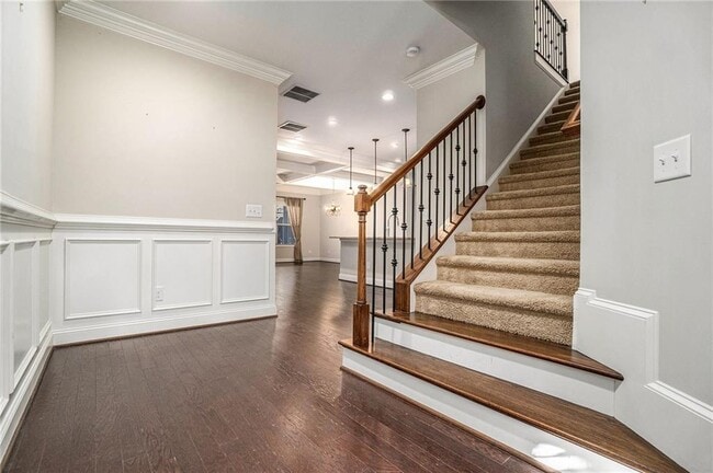 Building Photo - 2269 W Village Ln