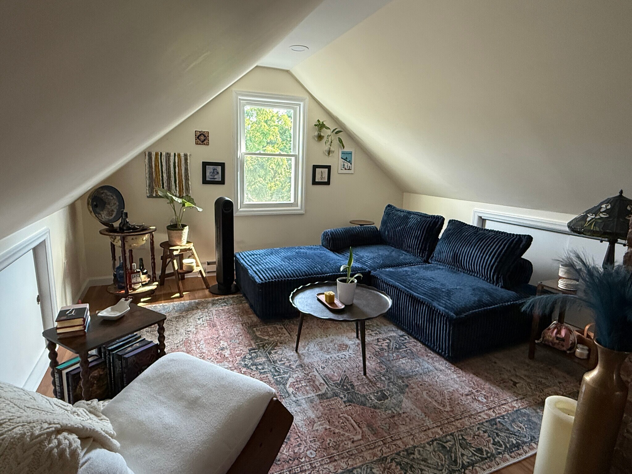 Attic Space (furniture not included) - 38 Duke St