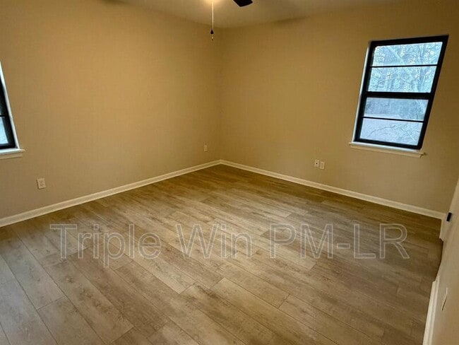 Building Photo - 14008 Bayberry Pl