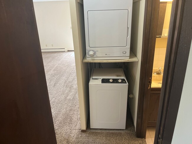 Building Photo - 2010 Greysolon Rd