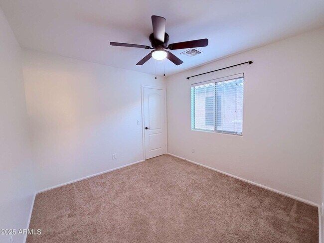 Building Photo - 37911 N Luke Ln