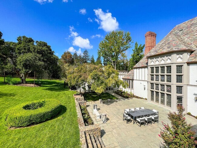 Building Photo - 85 Fagan Dr