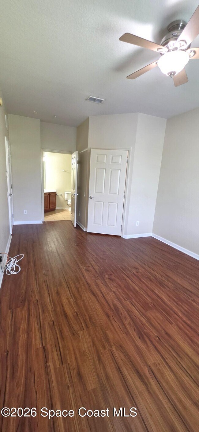 Building Photo - 1576 Peregrine Cir