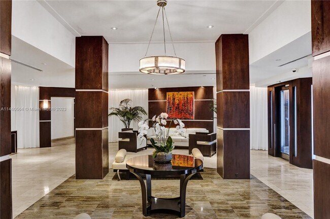 Building Photo - 2451 Brickell Ave