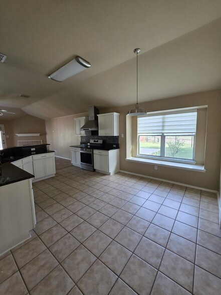 Building Photo - 12112 Lamington Dr