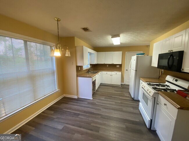 Building Photo - 7552 Watson Bay