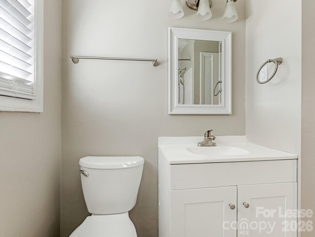 Building Photo - 2909 Southwest Blvd