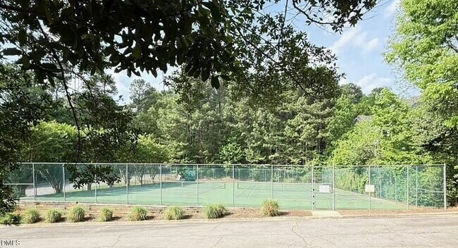 Building Photo - 4100 Sedgewood Dr
