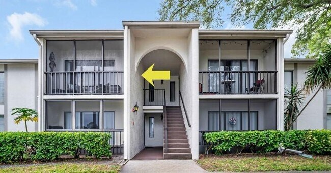 Building Photo - 2523 Pine Ridge Way S
