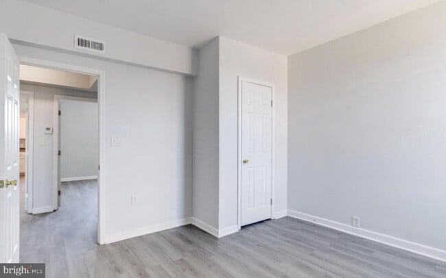 Building Photo - 3007 Oakley Ave
