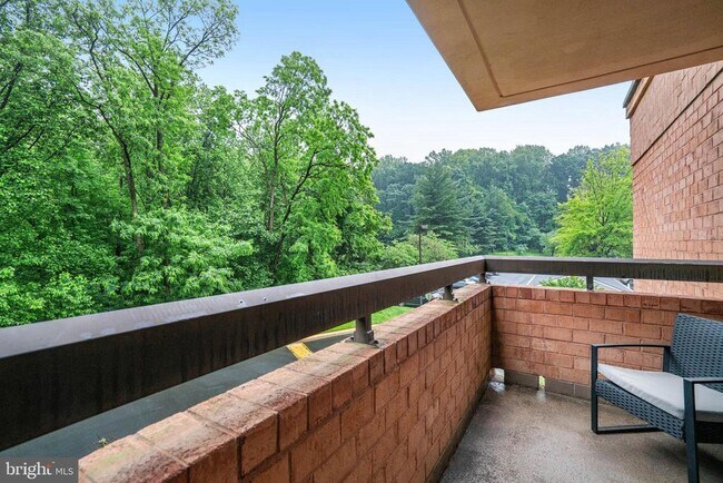Building Photo - 2230 George C Marshall Dr