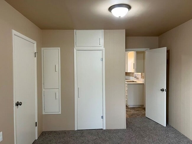 Building Photo - 2Bd/1Ba Single Story House w/ Basement - A...