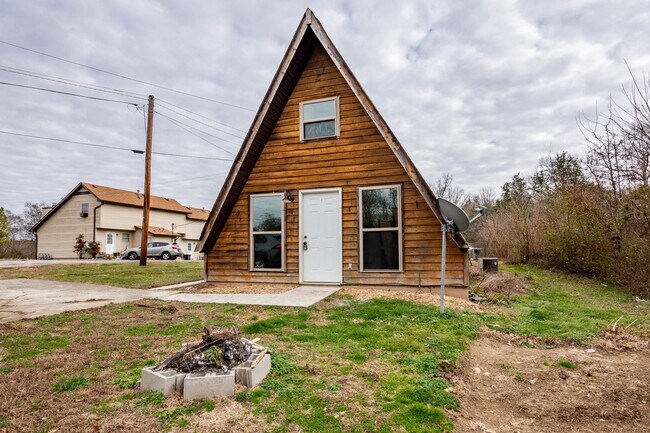 Building Photo - 90 Park St