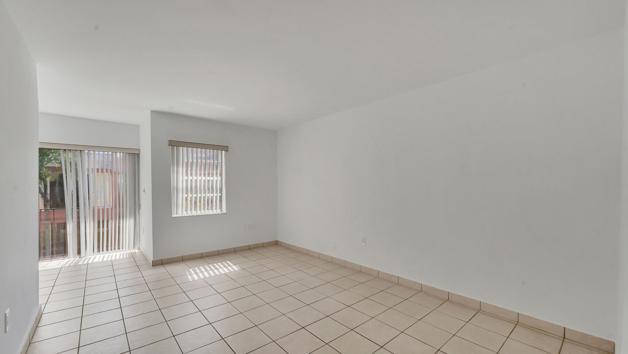 Building Photo - 9390 W Flagler St