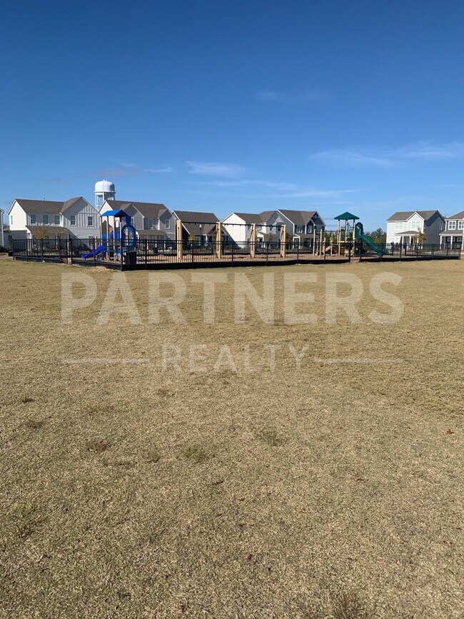 Building Photo - 4030 Fields Run