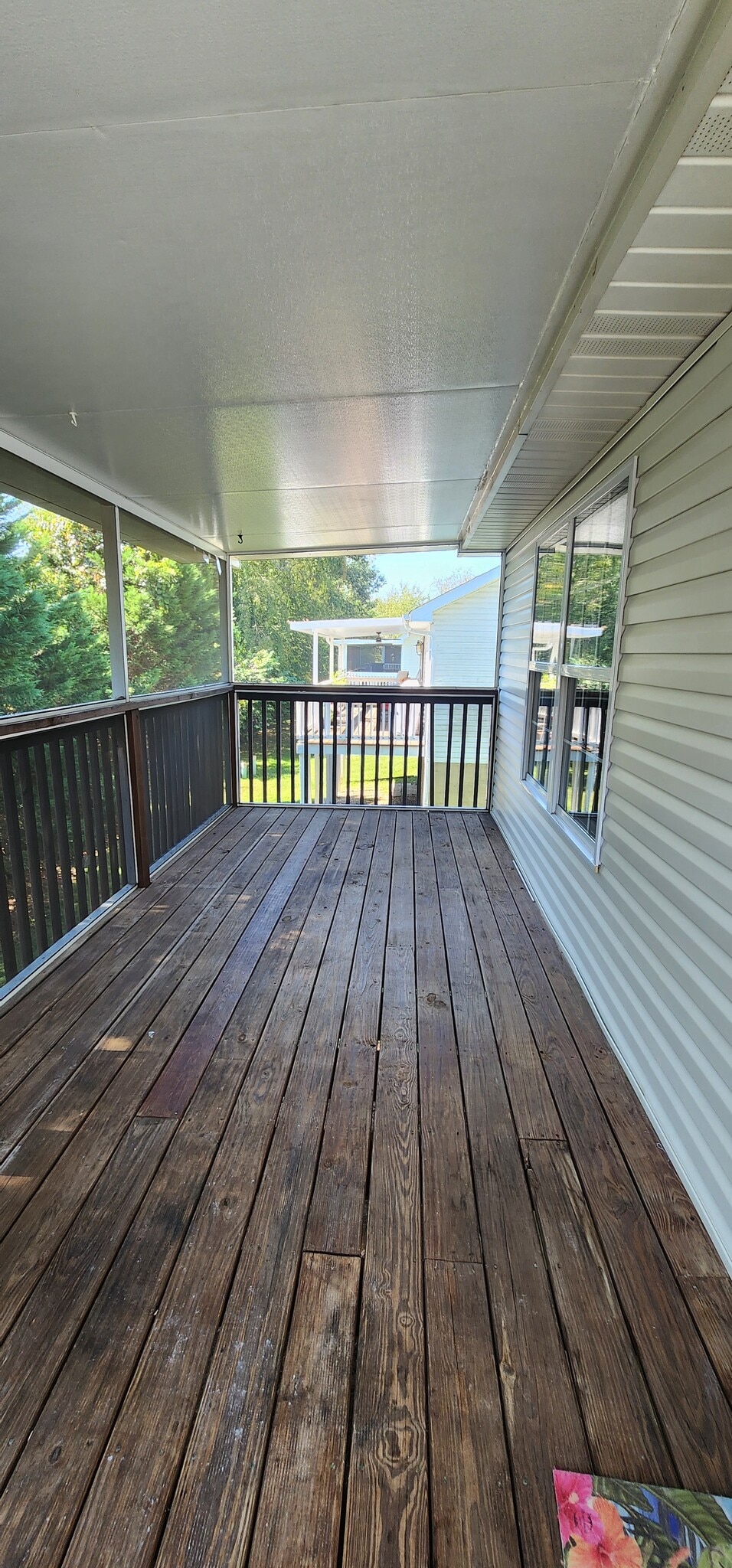 Building Photo - 1521 Mayberry Ln