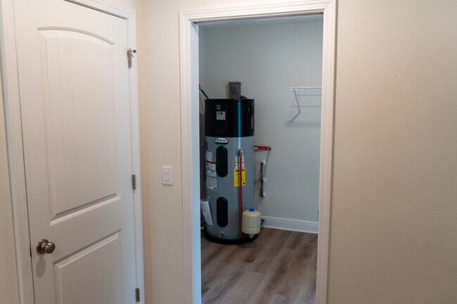 Building Photo - 1704 Atlanta Ave