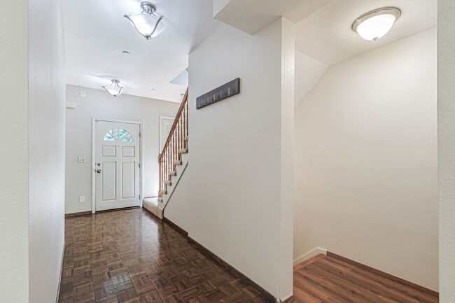 Building Photo - Two Primary Suites w/ Bonus Room l Prime L...